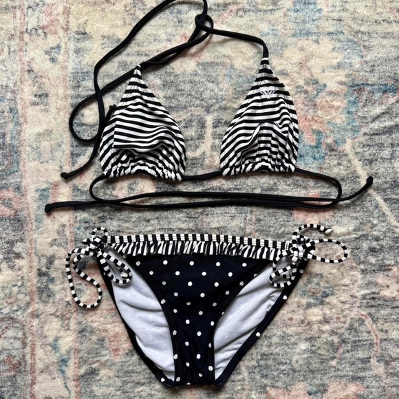 Vintage Roxy Polka Dot Bikini Set - Picture 1 of 4